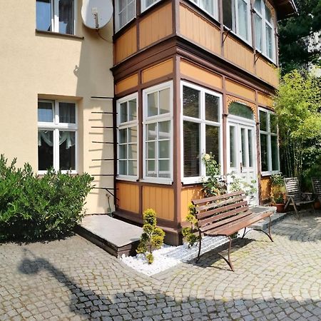 Apartament Z Ogrodkiem Apartman Sopot Kültér fotó