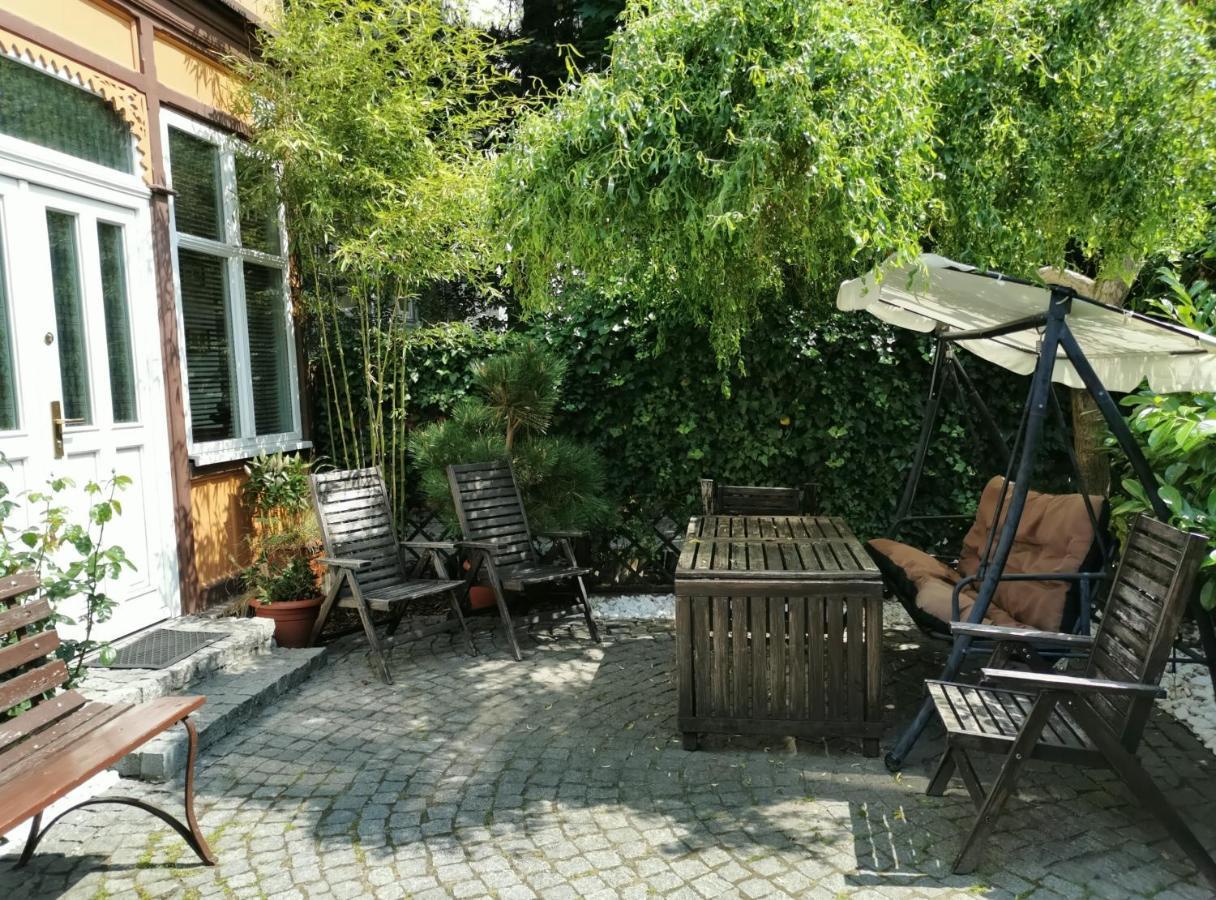 Apartament Z Ogrodkiem Apartman Sopot Kültér fotó